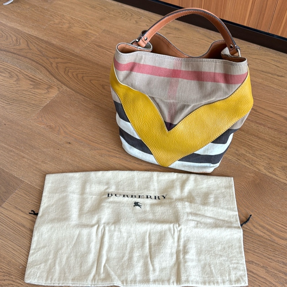 [burberry] hobo bag